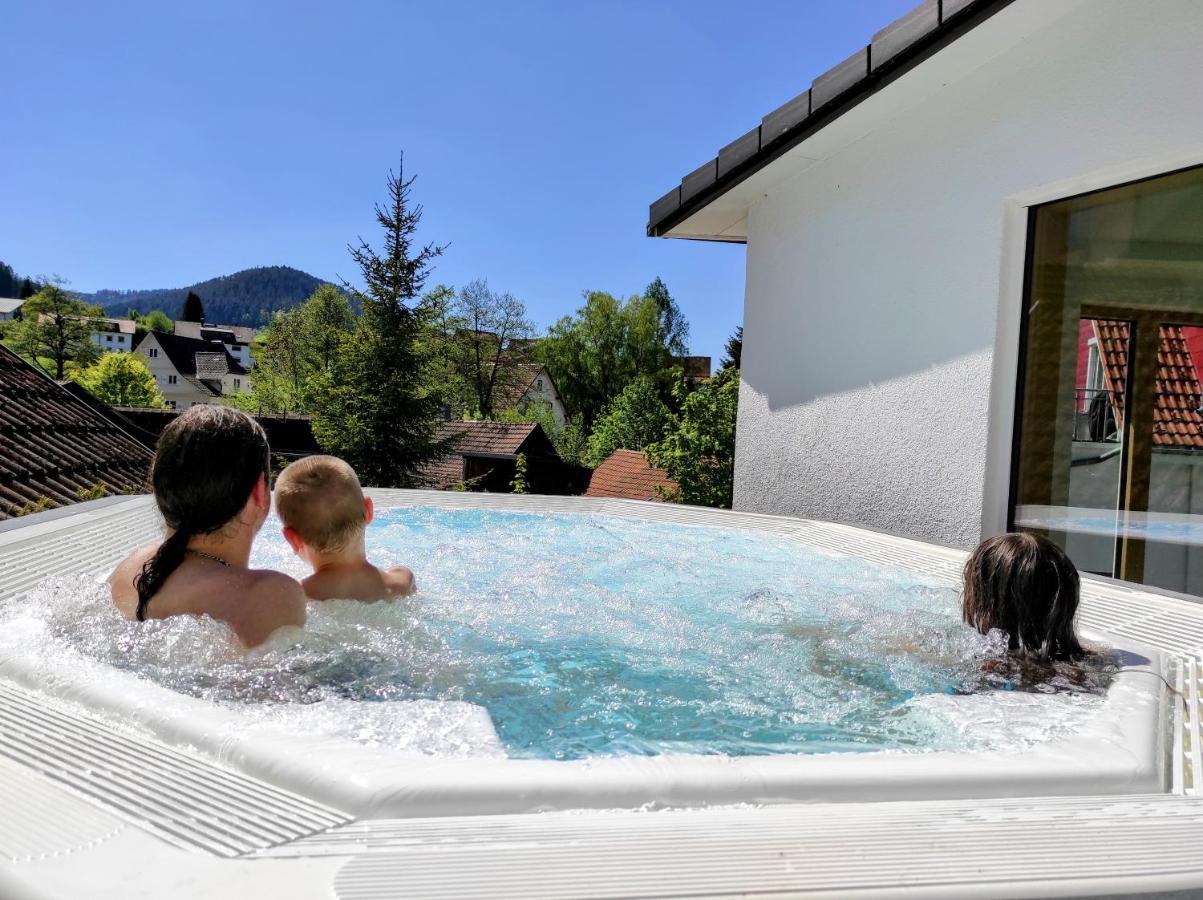 Wellness Hotel Garni Krone Baiersbronn Exterior foto