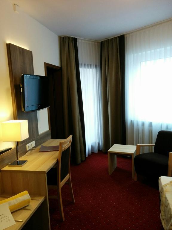 Wellness Hotel Garni Krone Baiersbronn Exterior foto
