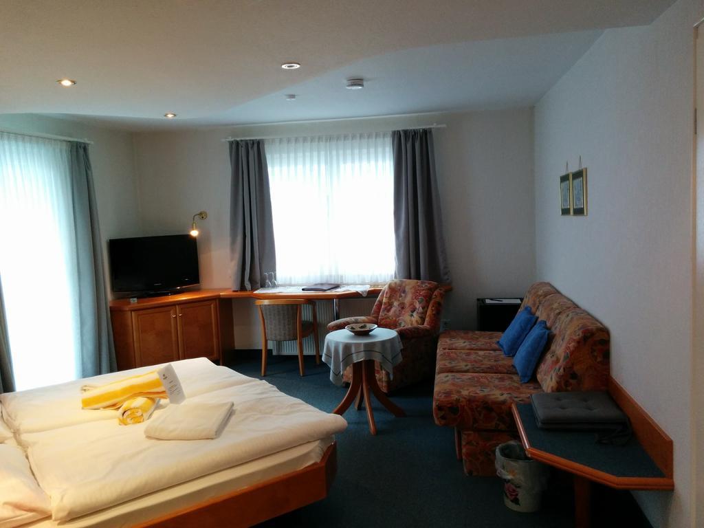Wellness Hotel Garni Krone Baiersbronn Exterior foto